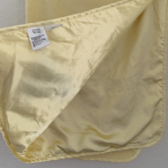 Baby Looney Tunes Tweety Bird Bugs Bunny Yellow Crib Blanket Satin Back & Trim - Picture 3 of 6